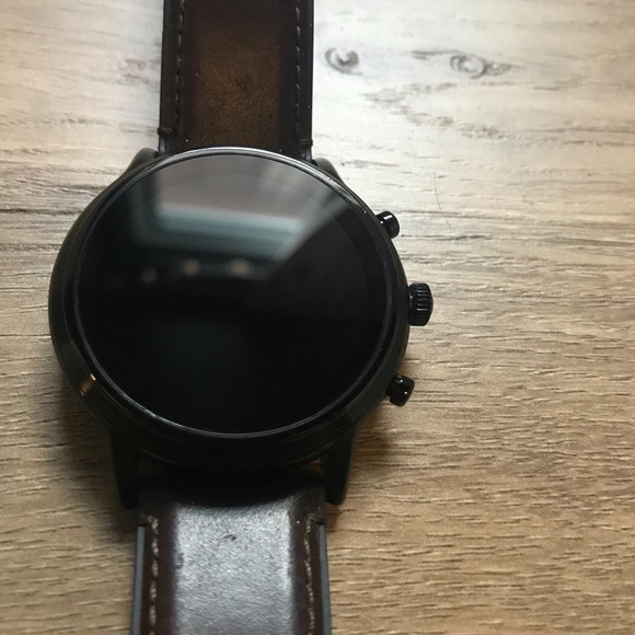 Fossil Smartwatch “Carlyle” HR - Picture 1 of 3